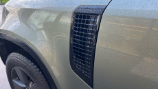 Land Rover Defender 3.0 D250 X-Dynamic HSE 110 5dr Auto Diesel Estate